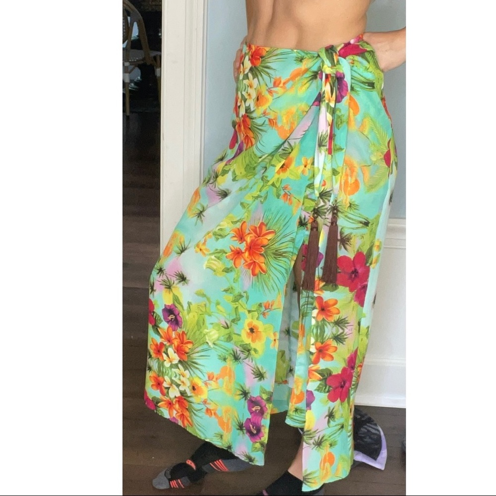 Soft Surroundings Tropical Sarong - Swimsuit Cover wrap Size Small